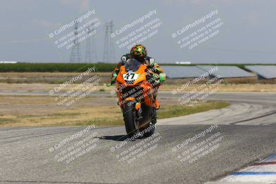media/May-02-2025-CRA (Fri) [[8ae20d389f]]/Track Photos/130pm (Wheelie Bump)/